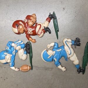 HOMCO #1254 FOOTBALL PLAYERS 3 Piece Vintage 1976 CAST METAL Wall Art Plaque
